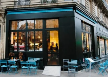 Dükkan Önü Alanları Nasıl Kullanılır?