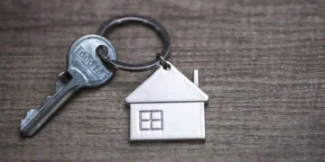 Ev Sahibi Kiracının Eşyalarını Dışarı Atabilir mi?