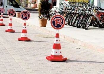 İş Yeri Sahibi Dükkan Önüne Eşya Koyabilir mi?