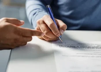 Mahkeme Beklemeden Kiracıyı Tahliye Etmenin En Hızlı Yolu: Tahliye Anlaşması