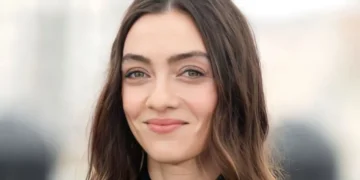 Merve Dizdar: 100 Metrekare Evde Yaşıyorum, Asansör Bile Yok