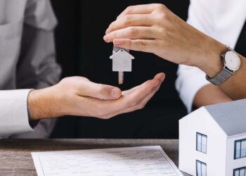 Tellallıktan Müşavirliğe: Bir İtibar Yolculuğu ve Hizmet Bedeli Gerçeği