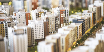 Ev Fiyatları Düşecek mi, Yükselecek mi? Uzmanlardan Konut Alacaklara Kritik Uyarılar