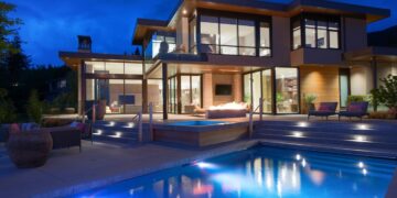 Lüks Konutta Yeni Eşik: Metrekare Fiyatları 18 Bin Dolara Dayandı!