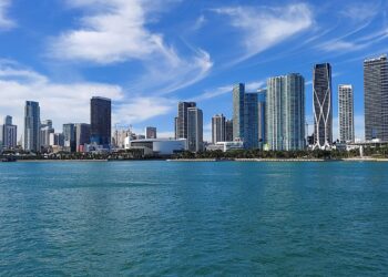 Türk Yatırımcının Yeni Gözdesi Miami: Dubai’den Kaçan Türkler Florida Yolunda!