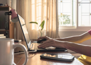 Ev Sahibi Evden Çalışan Kiracısından Ek Ücret İstedi