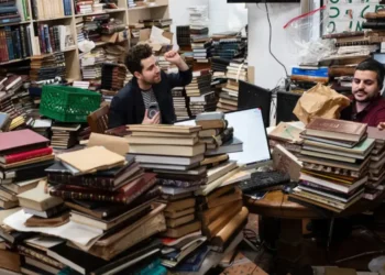 10 Bin Kitap Kiracıyı Evinden Etti!