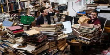 10 Bin Kitap Kiracıyı Evinden Etti!