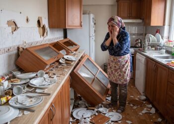 Duvardan Düşen Mutfak Dolabının Masrafını Kim Öder? Kırılan Eşyaların Bedeli İstenebilir mi?